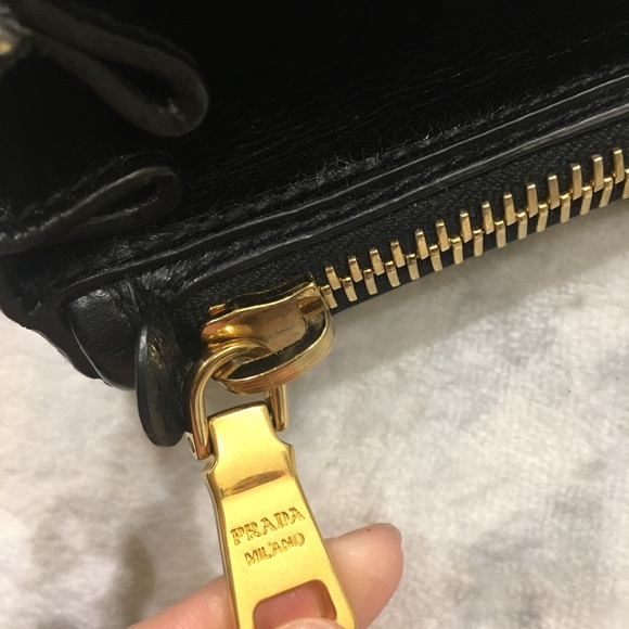 ❌SOLD❌ Prada Bauletto two way bag - Picture 9 of 15